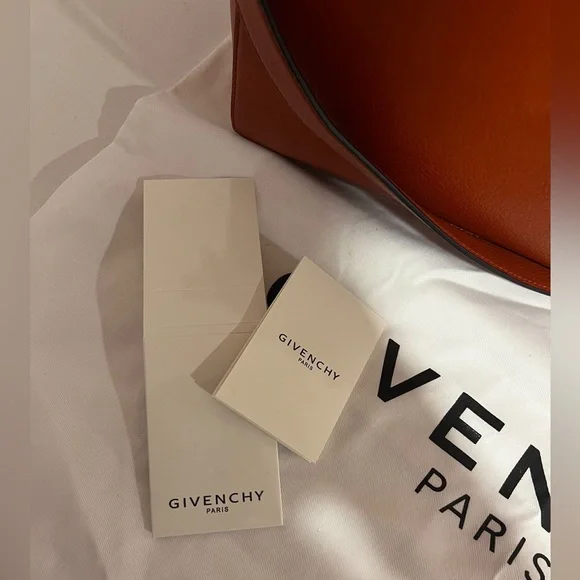 Givenchy bag - Picture 4 of 5